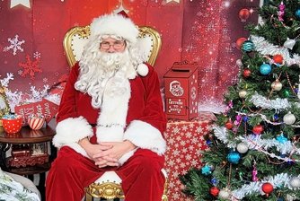 Santa at Christmas in Middletown
